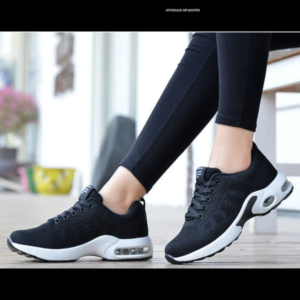 Baskets noires pour femmes avec semelle amortissante, idéales pour le sport et la marche