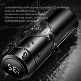 Bouteille thermos noire de 500 ml étanche avec affichage numérique de la température, en usage extérieur