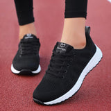 Chaussures plates de marche pour femmes, noires, respirantes et durables