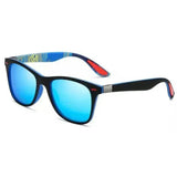 Lunettes de soleil polarisées noires avec intérieur bleu et embouts rouges