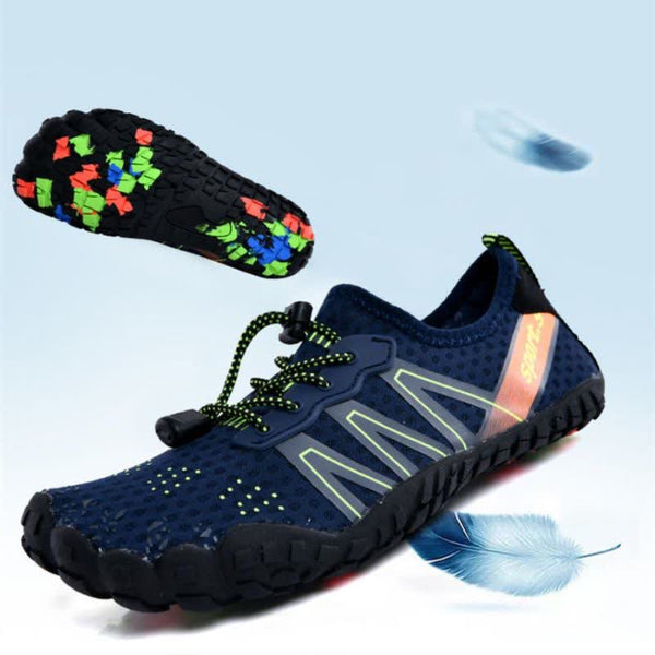 Chaussures de natation bleues avec semelle colorée, légères et confortables pour la mer et la rivière