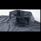Col montant de la veste de randonnée imperméable, protection supplémentaire contre les éléments