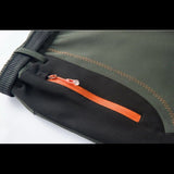 Détail de la poche zippée du pantalon de randonnée imperméable pour femme
