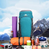 Sac à dos de camping 65 L bleu avec accessoires pour randonnée en montagne