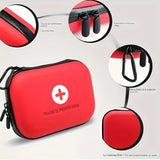 Trousse de premiers secours rouge avec fermetures et caractéristiques détaillées, montrant la résistance et l'imperméabilité
