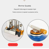 Zoom sur le dispositif d'allumage et la soupape à gaz du réchaud portable